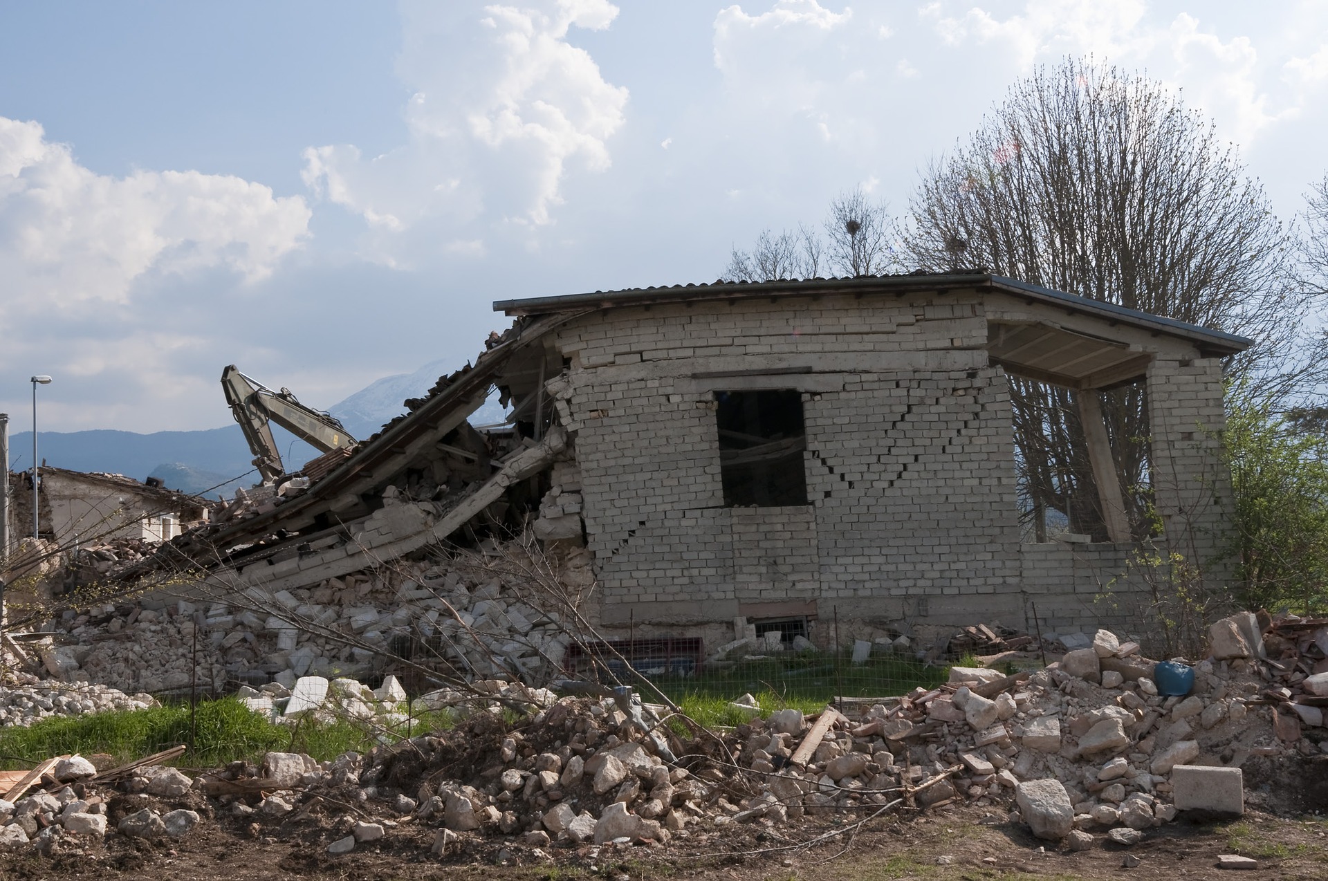 Earthquake – Землетрясение
